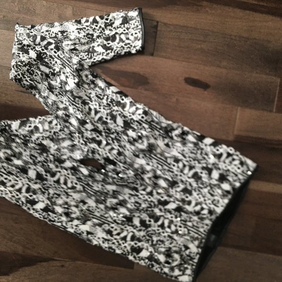 H&M Premier Sequin Black White Legging 6 EUC - Picture 3 of 10